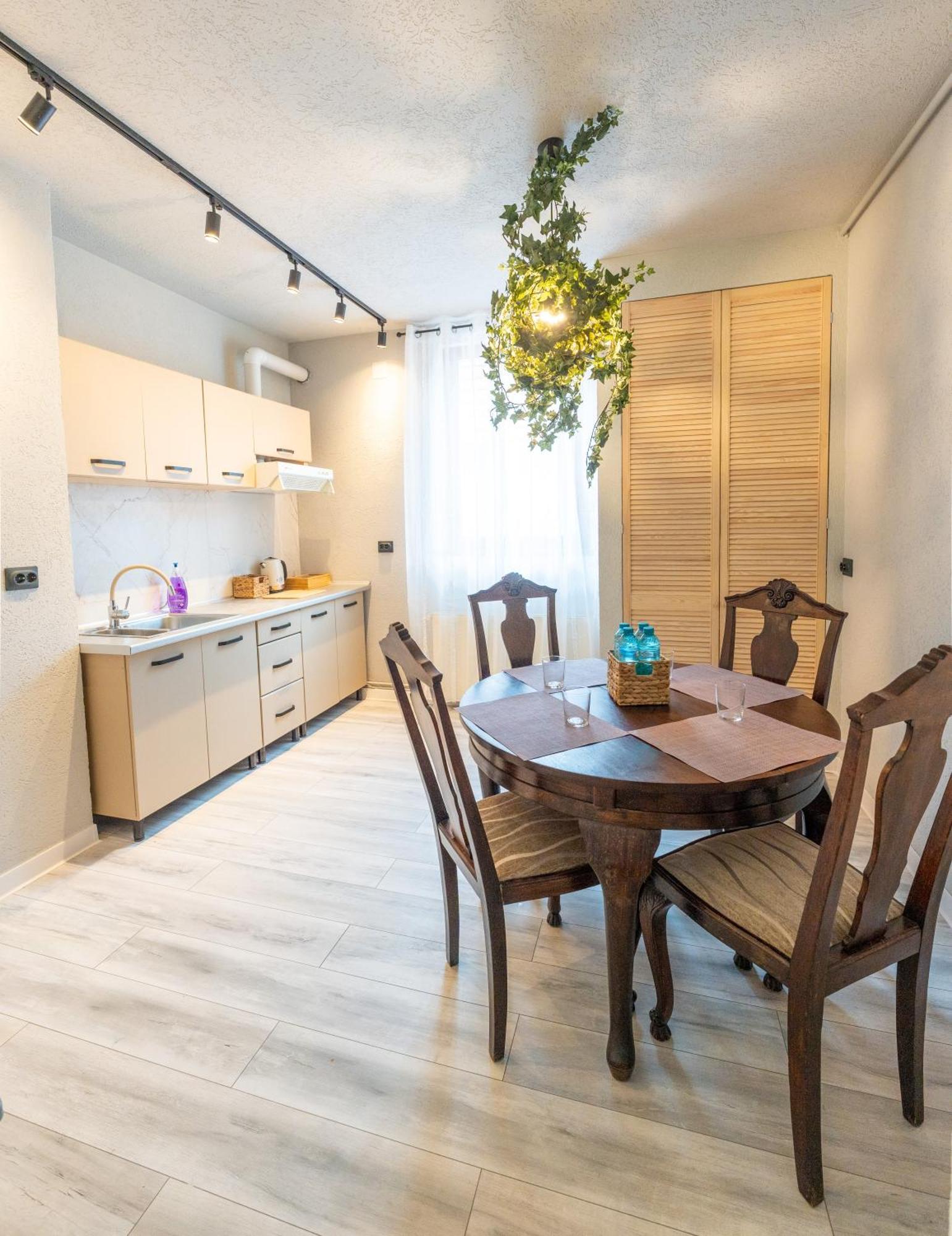 Barrique Apartament บราชอฟ ภายนอก รูปภาพ